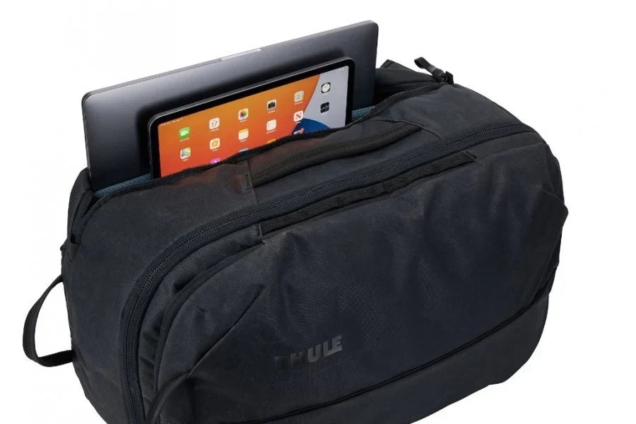 Mochila Thule Aion 40L Black