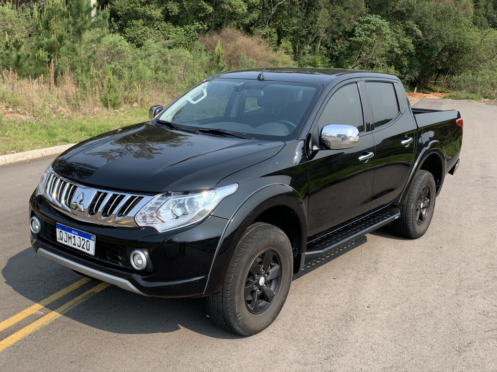 Pisaderas "Off Road" Bepo Mitsubishi L200 Work/Katana/Dakar - Negra 2016-2024